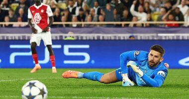 Guglielmo Vicario made a host of saves to ensure Spurs earned a point away at Monaco