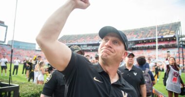 Vanderbilt's Clark Lea Sends Message to Alabama