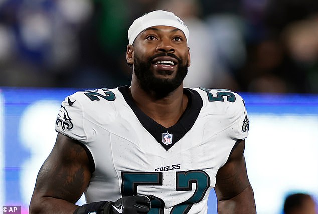 NFL defensive end Za'Darius Smith abruptly announced his retirement on Monday