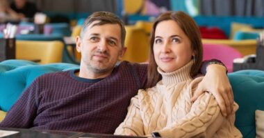 ‘I have no retirement savings’: My wife and I are in our 40s. She has an $85K Roth IRA. Is it too late for me?