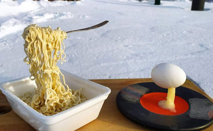 30 Pictures That Show How Unfathomably Cold It Is In Russia Right Now