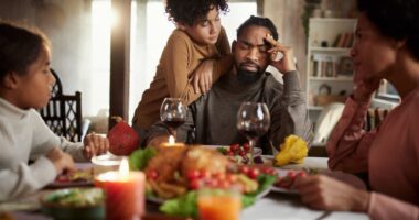 A Thanksgiving dilemma — stay with family or pay $150 for a hotel room?