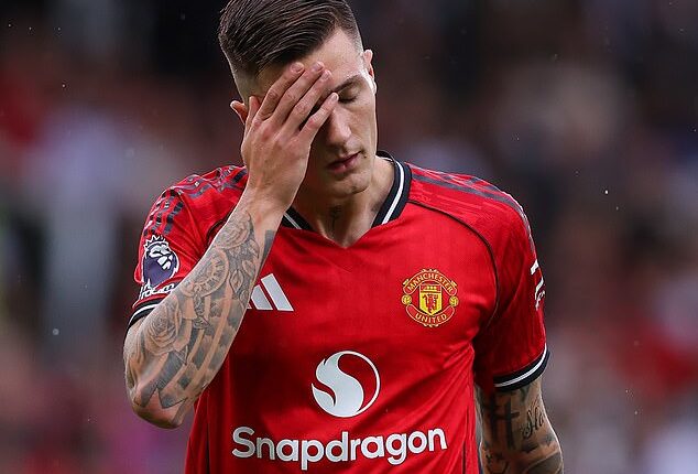 Alan Shearer has admitted that he doesn't 'expect huge things' from Manchester United forward Benjamin Sesko