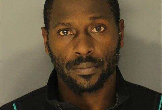 Antonio Brown is in US Marshals custody after being extradited from Dubai