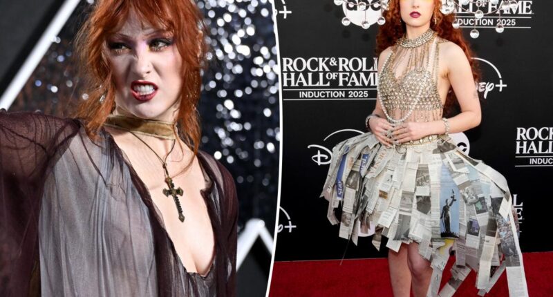 Chappell Roan demands photographers follow wild rules on red carpets after past meltdowns