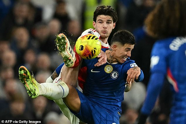 Chelsea and Arsenal played out a feisty 1-1 draw at Stamford Bridge on Sunday afternoon