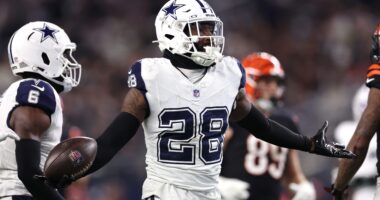 Cowboys Activate Starting Safety & Versatile RB Before Raiders 'MNF' Game