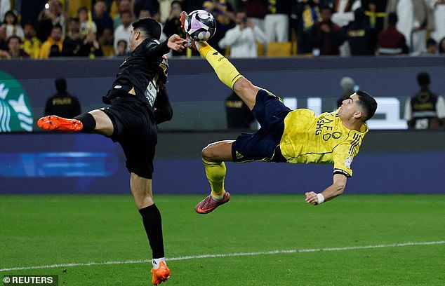 Cristiano Ronaldo put away a stunning overhead kick to seal Al-Nassr's 4-1 home win