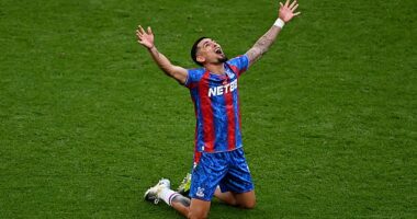 Daniel Munoz has admitted that playing for Manchester United would be a 'dream come true'