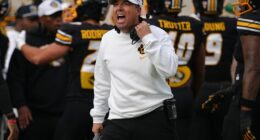 Celebrity Net Worth logo