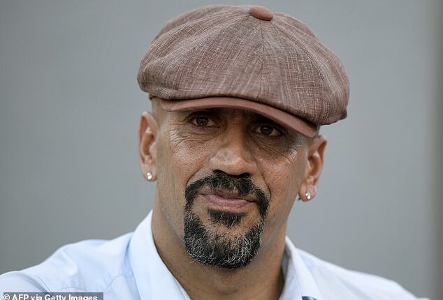 Juan Sebastian Veron has been handed a lengthy sanction in the wake of a scandal brewing in Argentinean football