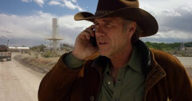 From 'Gunsmoke' to 'Lonesome Dove,' the 10 Best Western Shows That Are Free To Stream Right Now