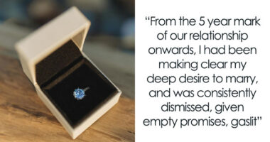 Guy Decides To Finally Propose After 30 Years And 4 Kids, Is Met With An Eye Roll