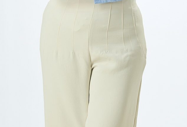 'He didn't get handsy and he didn't gush over me... it would have been very different if he did': Frankie and Peter had a great Blind Date... but this is why she was 'put off' by him