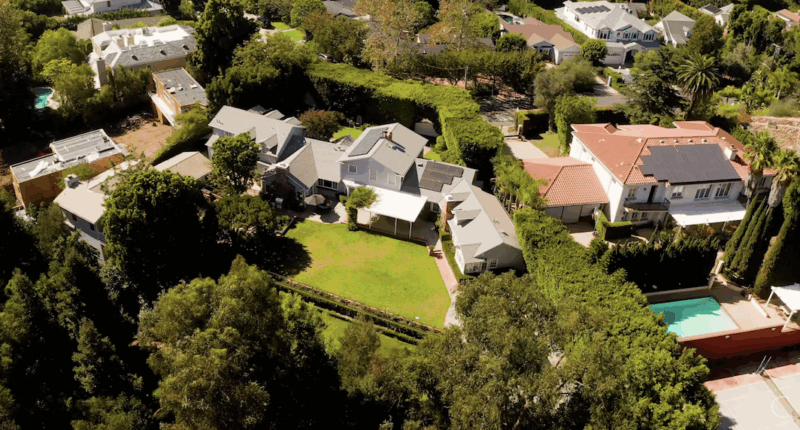 "Home Improvement" Star Patricia Richardson Asking $10 Million For Her Brentwood Home Of Nearly 30 Years