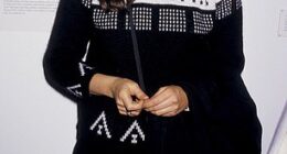 AI photos have imagined what Demi Moore would look like if she had not had any suspected cosmetic enhancements. She's seen in 1987