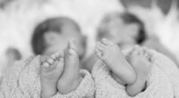 twin babies’ feet