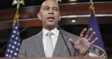 Jeffries Dodges CNN Question On Plaskett-Epstein Scandal – Three Times – HotAir
