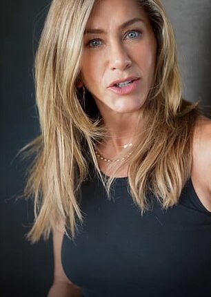 Jennifer Aniston has taken a big step forward with her new boyfriend Jim Curtis