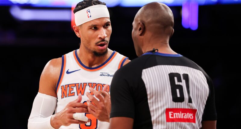 Knicks Coach Mike Brown Assigns Blame After His Team's First Home Loss of 2025-26