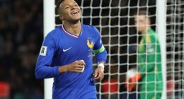 Kylian Mbappe reached 400 career goals as France beat Ukraine to earn a World Cup spot