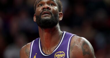 Lakers Get Good News on Deandre Ayton Injury Amid 5-0 Win Streak