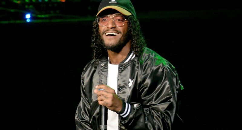 Social Media Pops OFF After Video Shows Lloyd Taking A Tumble At Recent Show