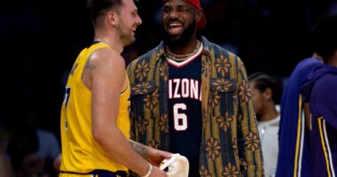 Luka Doncic Has 3-Word Reaction to LeBron James' Lakers Return