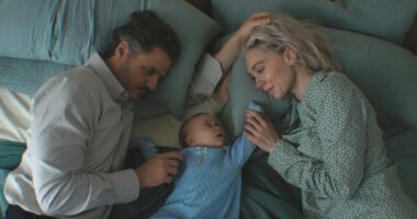 Sue, Reed and Franklin in Fantastic Four First Steps