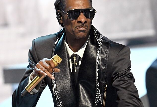 Snoop Dogg 's New Year's Eve special has been pulled by NBC and Peacock