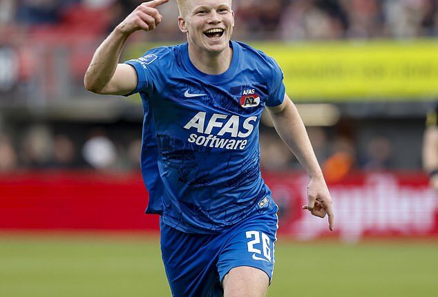 AZ Alkmaar's Kees Smit celebrates a goal during the Eredivisie match against Sparta Rotterdam. He has been compared to Pedri by Netherlands head coach Ronald Koeman