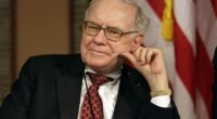 One of Warren Buffett’s last moves as Berkshire CEO was to buy this ‘Magnificent Seven’ tech stock