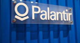 Palantir’s stock falls despite AI fueling another flurry of records