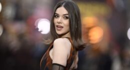 Photo of Hailee Steinfeld Turns Heads Before Bills-Dolphins Game