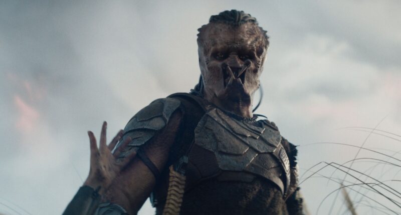 Dek in Predator: Badlands Review