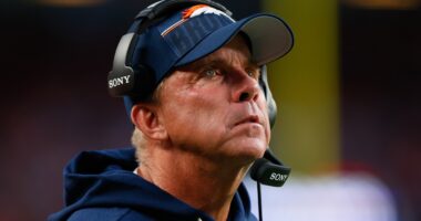 Raiders' Pete Carroll Issues Blunt Words to Broncos' Sean Payton