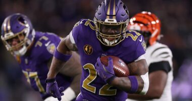 Ravens RB Derrick Henry Makes NFL History Against Bengals