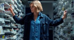 Rhea Seehorn Successfully Carries the Sci-Fi Show's Most Surprising Hour All by Herself