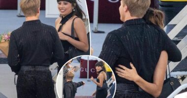 See Robert Irwin and Xochitl Gomez's flirty hangout ahead of his 'Dancing With the Stars' win