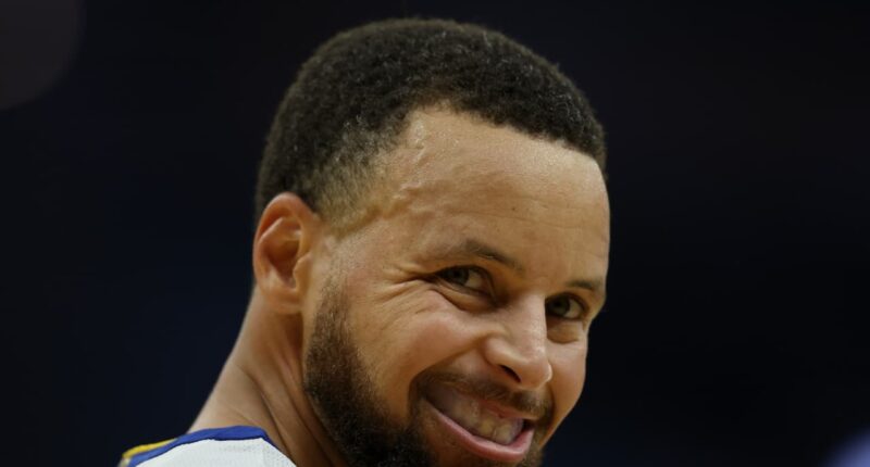 Steph Curry likely made $300 million with Under Armour. Can his next move match Roger Federer’s post-Nike success?