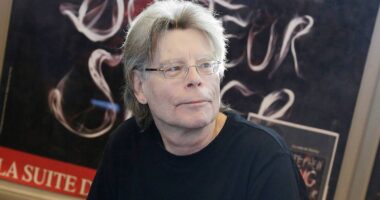 Stephen King's Latest TV Addiction Isn't a Horror Series, but a Crime Drama With Twists He Never Sees Coming