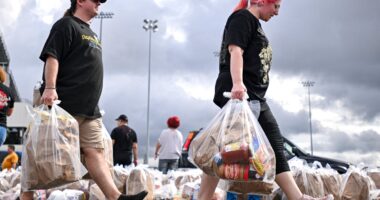 Supreme Court maintains block on order requiring Trump administration to fully fund SNAP benefits