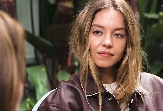 Sydney Sweeney won strong backing from MAGA and right-wing fans after coolly shutting down critics of her American Eagle 'good genes' ad