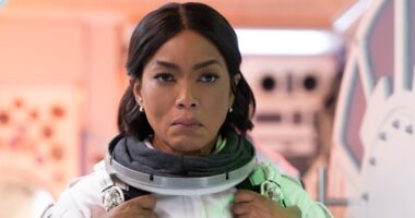 The 9-1-1 Franchise Has 1 Major Problem That Can't Be Easily Solved With Just a Crossover