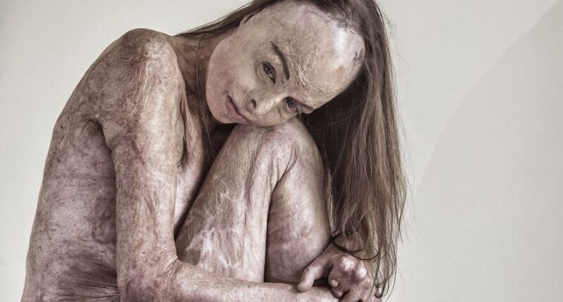 These Photographs From The 2020 Budapest International Foto Awards Will Probably Make You Think About Life (30 Pics)