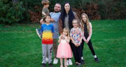 Lisa White with her partner Dave and their 5 children: Teddie(3), Bonnie(4), Arlo (6), Marley (9) and Leila (10)