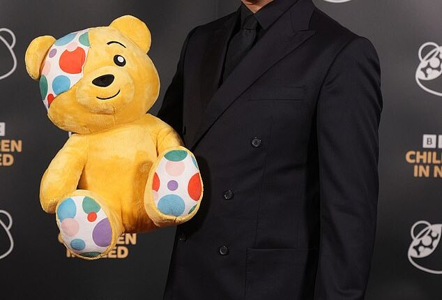 Vernon Kay, who is one of this year's main hosts, was spotted arriving at MediaCity in Salford, Manchester before tonight's show