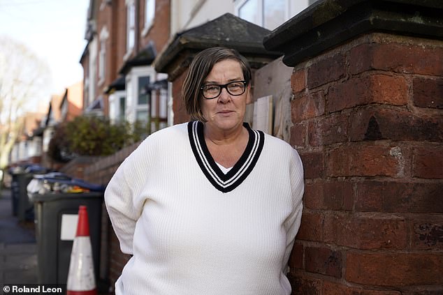 Ms Kelly says she believes that Sir Keir Starmer does not have the backs of working people who are angry about how much Rachel Reeves wants to tax them