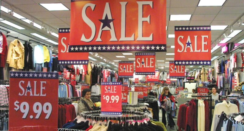 Why investors should hope this Cyber Monday is a down day for retail stocks