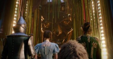 Wicked Gets One Thing Very Wrong About The Original Wizard Of Oz